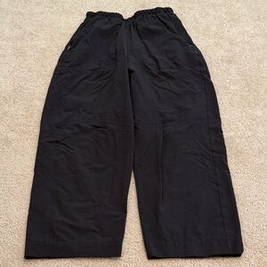 Size 6 lululemon black wind breaker pants